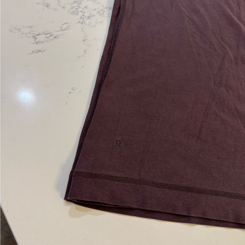 Lululemon Classic Brown Men's T-Shirt - Picture 2 of 3